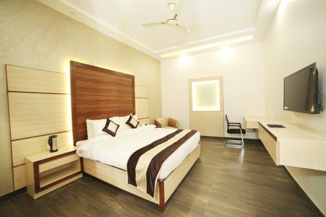Green Palms Hotel Delhi  Dış mekan fotoğraf