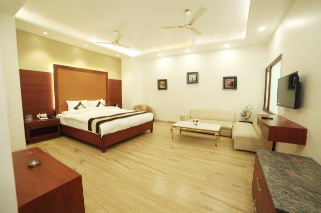 Green Palms Hotel Delhi  Dış mekan fotoğraf